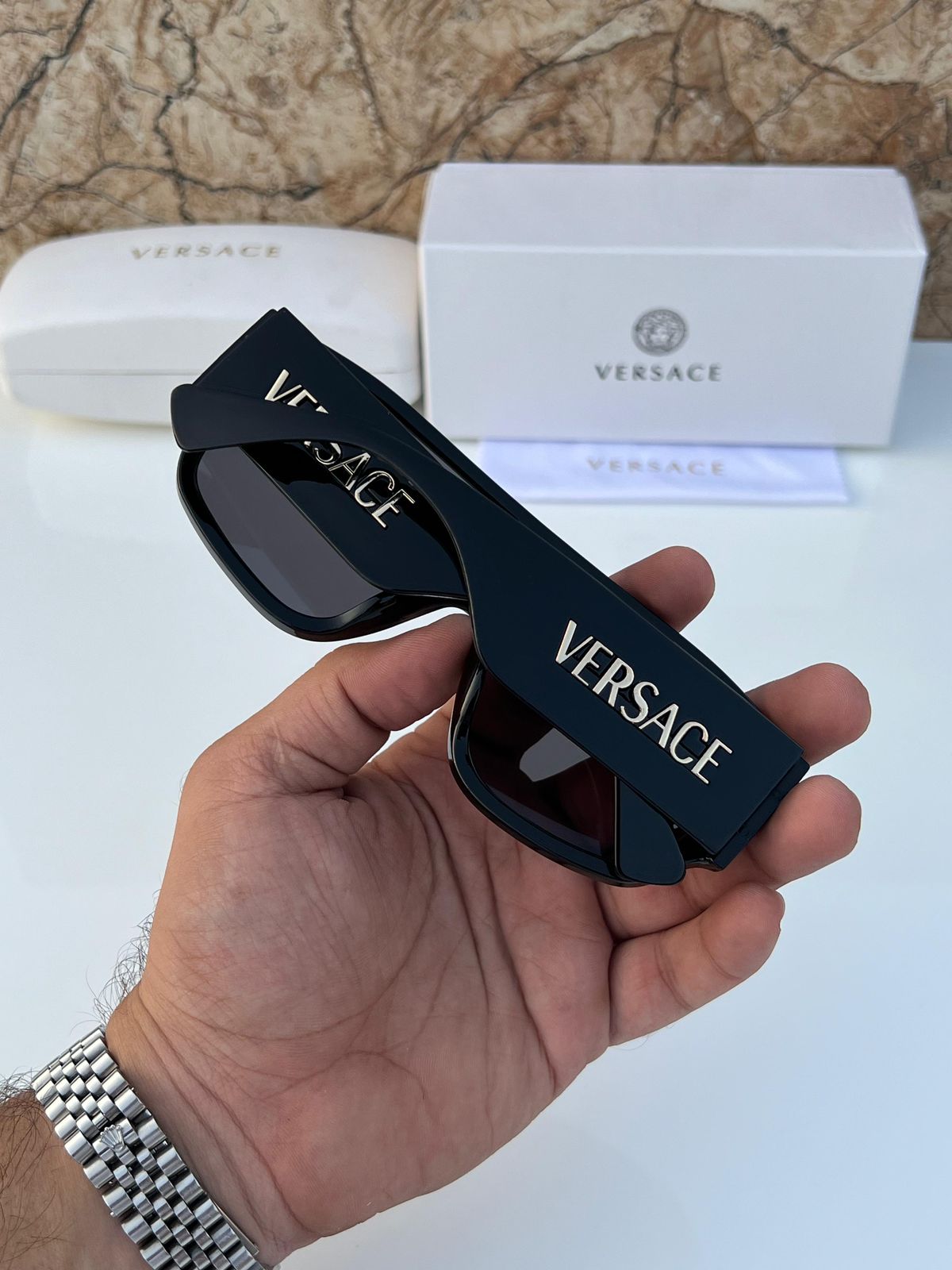 VERSACE