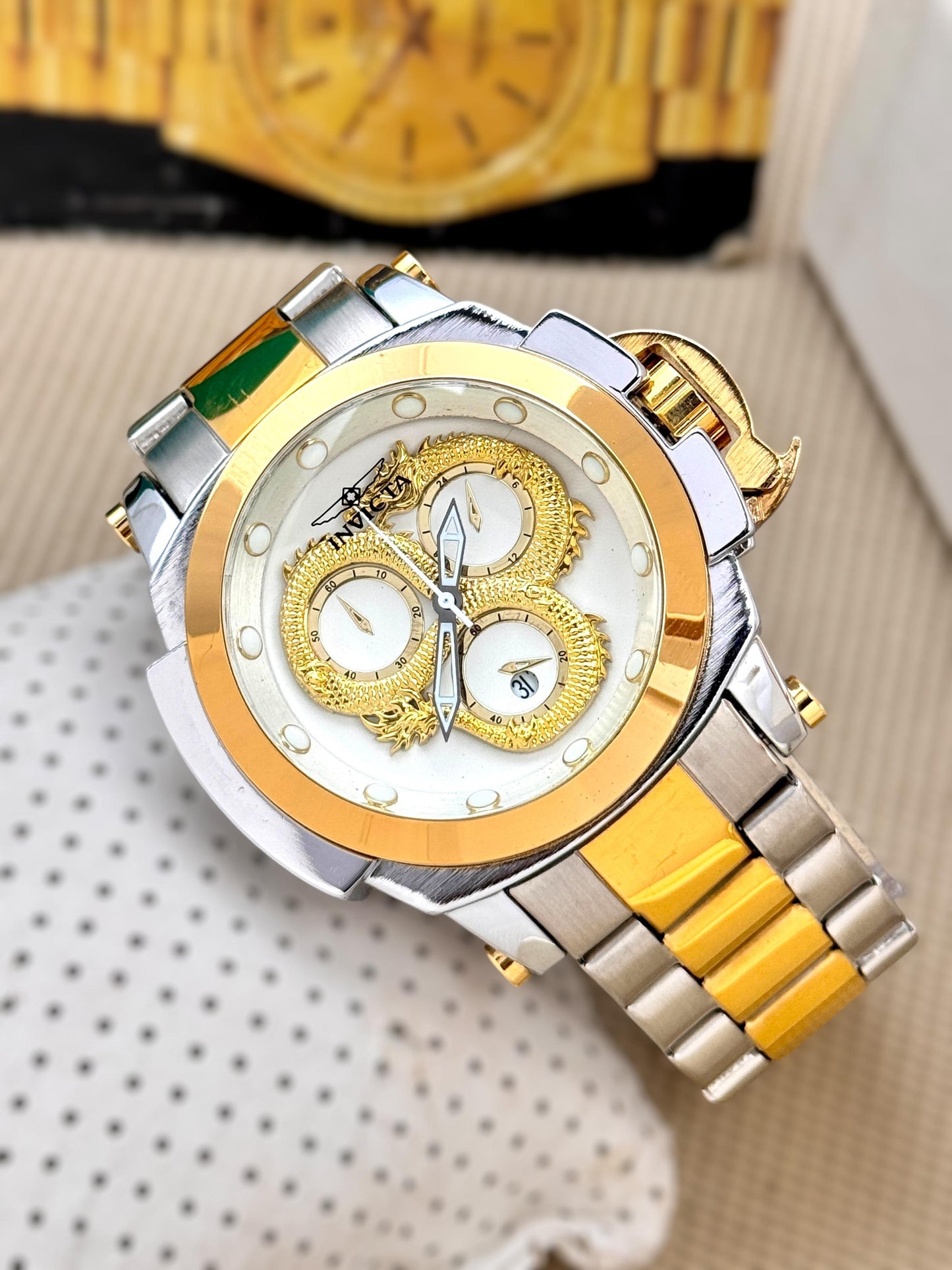 INVICTA