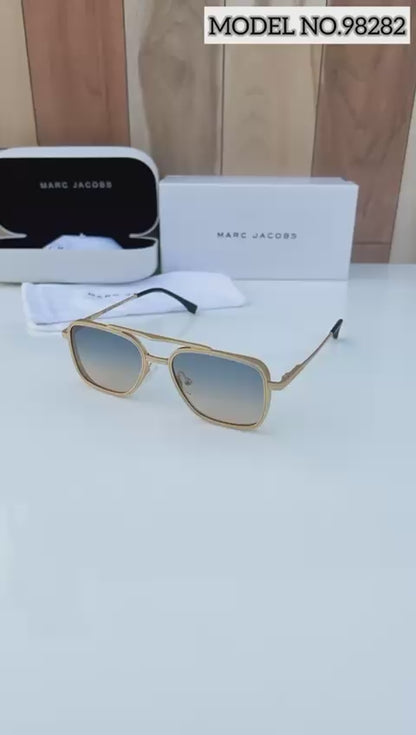 MARC JACOBS